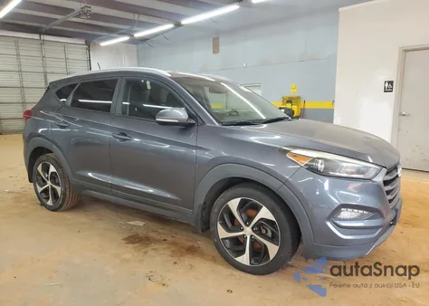 2016 Hyundai Tucson Limited z USA, uszkodzony, nr VIN KM8J33A27GU249343
